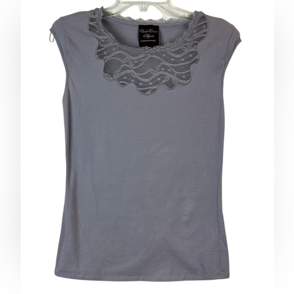Kathleen Kirkwood Tops - Kathleen Kirkwood Gray Lace Trim Top S 🔥